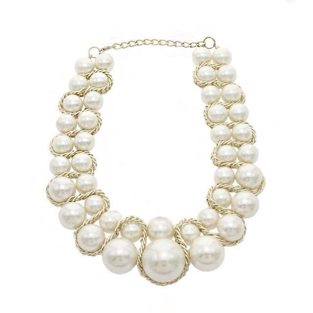 Allure Necklace Esther Pearl - Accessories Necklaces by – Cupidanza